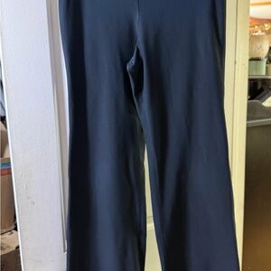 Nike Be Strong Dri-FIT Athletic Wide Leg Yoga Pants, Black, Women’s size L Short